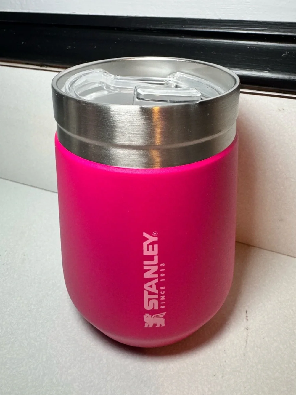 EUC Pink Stanley 10 OZ Wine Tumbler - Picture 1 of 4